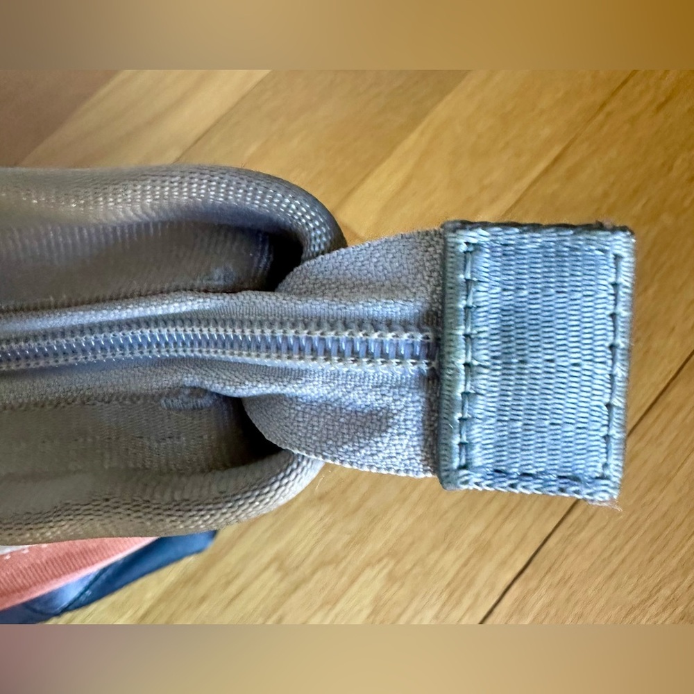 Harvey's "The Original Seatbelt Bag" Treecycle Medium Boat Tote - Picture 14 of 14